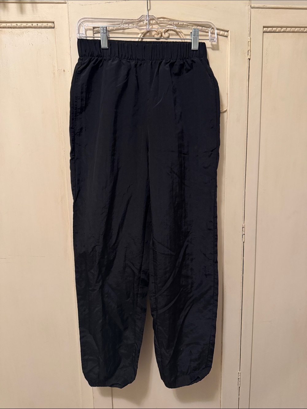 GAP Black Elastic Waist Jogger Pants